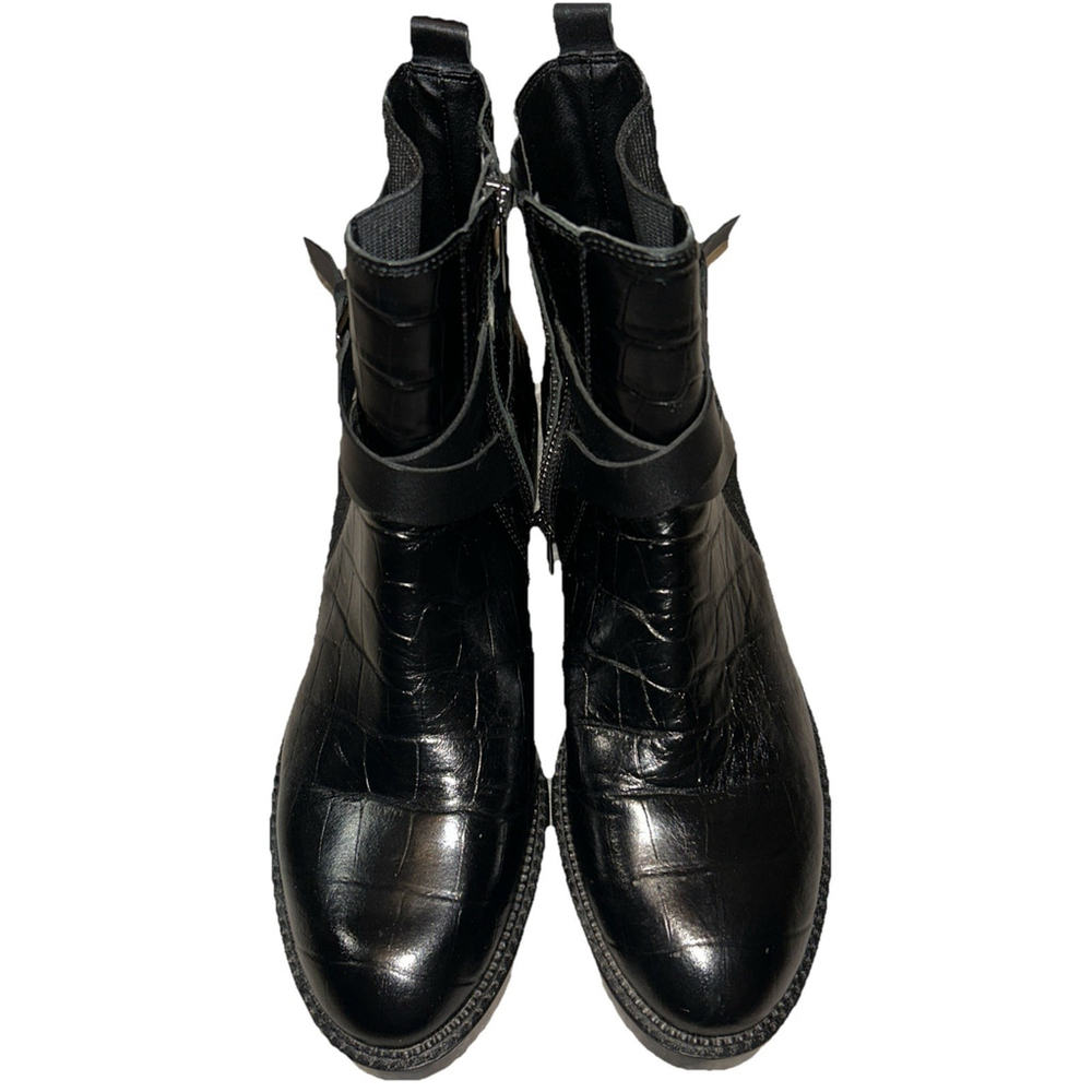 Donald Pliner Black Savvy Croc Embossed Leather Bootie Sz 8.5 2 Inch Block Herl